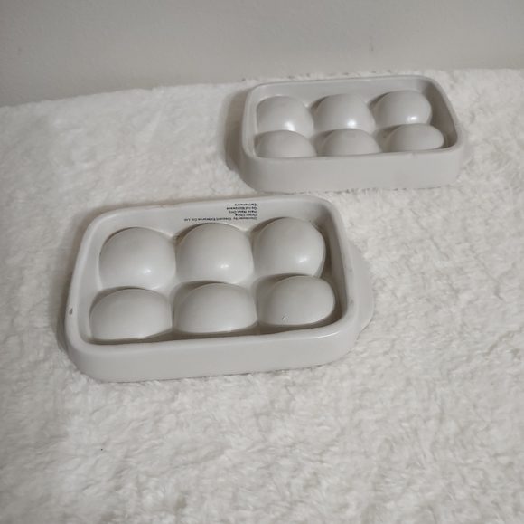 2 Ceramic 6 Egg Holders Off White "7.75 x 5.75" - Picture 2 of 8